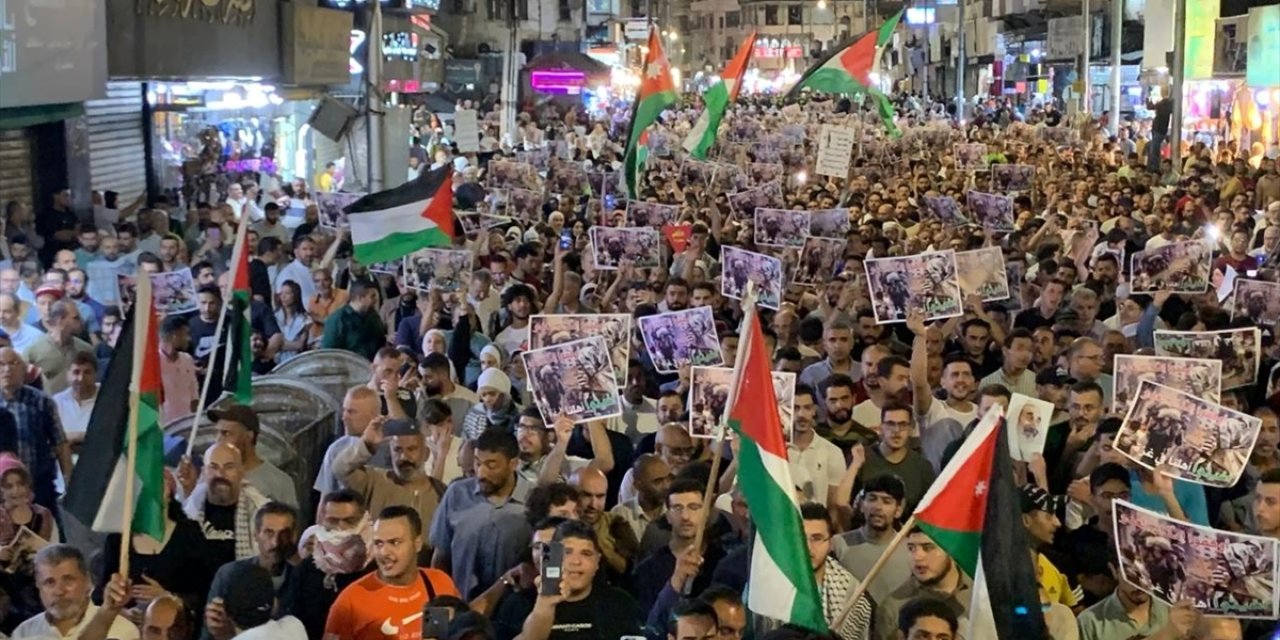 Ürdün'de, İsrail saldırıları altındaki Gazze'ye destek gösterisi düzenlendi