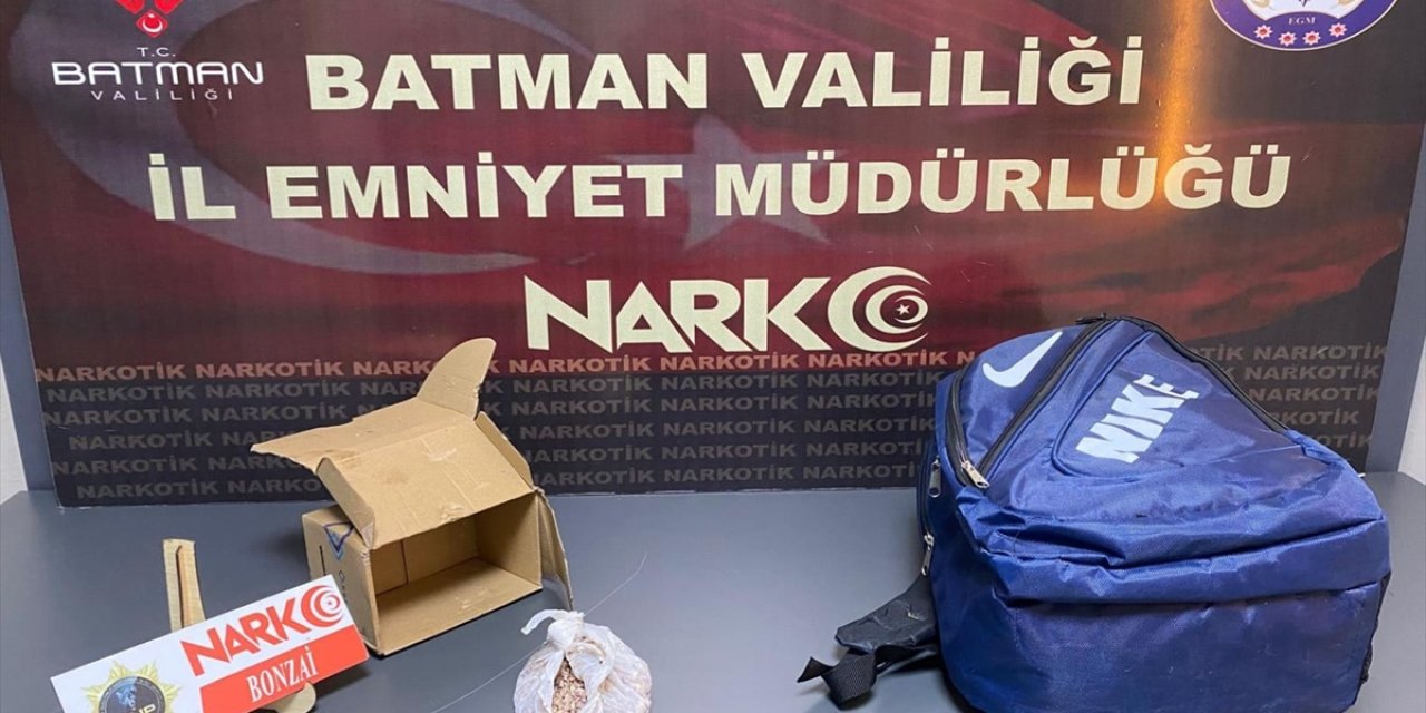 Batman'da çantasında uyuşturucu bulunan zanlı tutuklandı