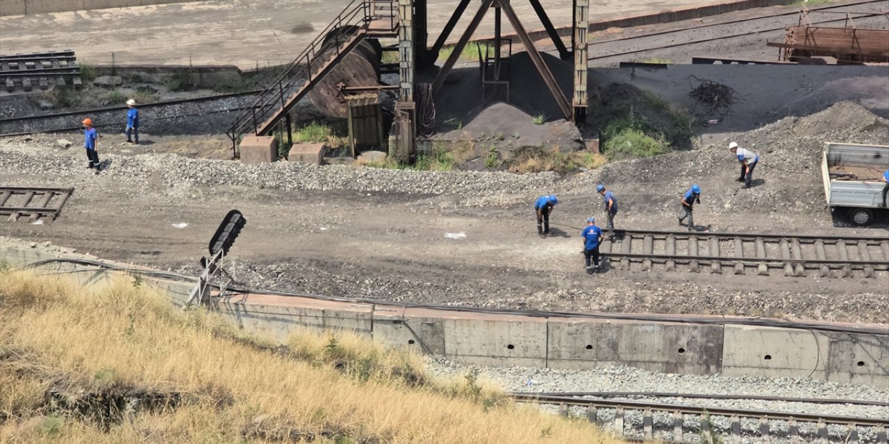 Karabük'te bir bölümü çöken kara yolunda çalışma başlatıldı