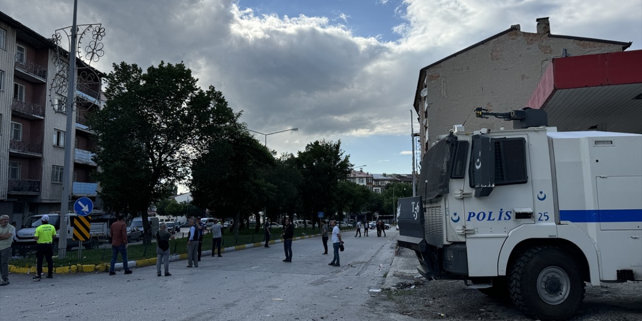 Erzurum’da çıkan taşlı sopalı kavgada 7 kişi gözaltına alındı