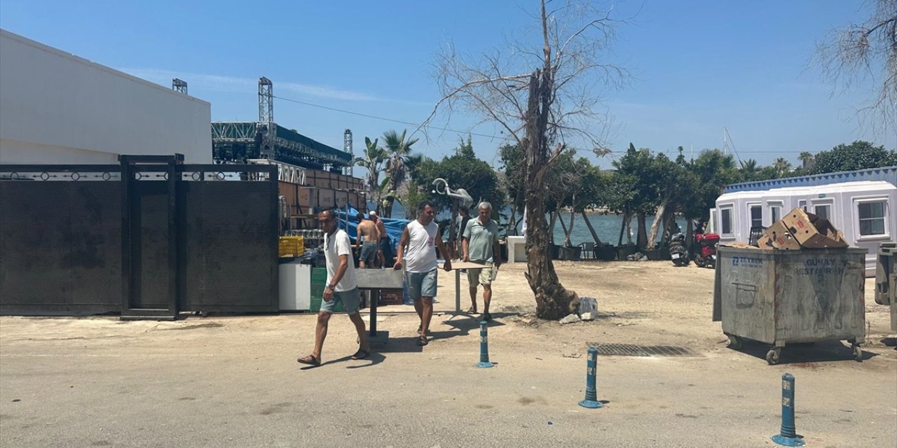 Bodrum'da işletme ve marina arasındaki alan halk plajı oldu