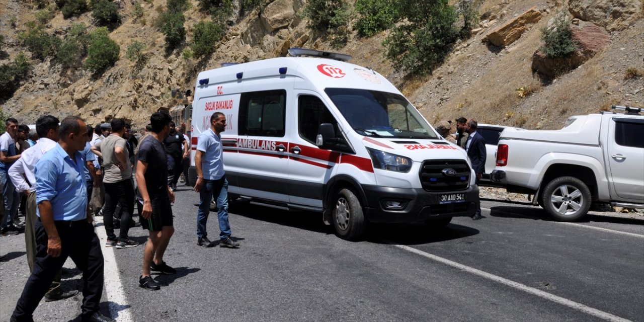 Hakkari'de Zap Suyu'na kapılan güvenlik korucusu boğuldu