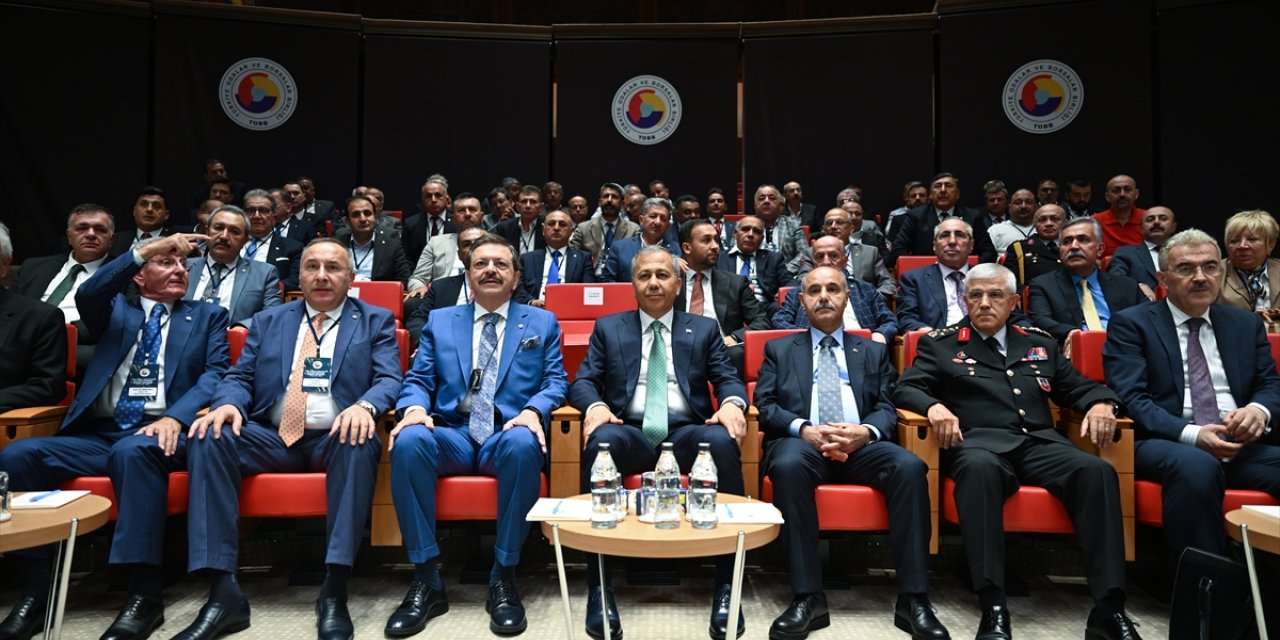 İçişleri Bakanı Yerlikaya, oda ve borsa başkanlarıyla istişare toplantısına katıldı