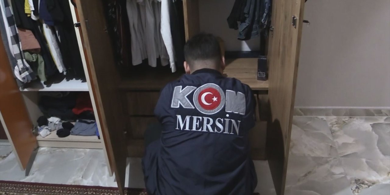 Mersin'de FETÖ operasyonunda yakalanan 11 zanlıdan 5'i tutuklandı