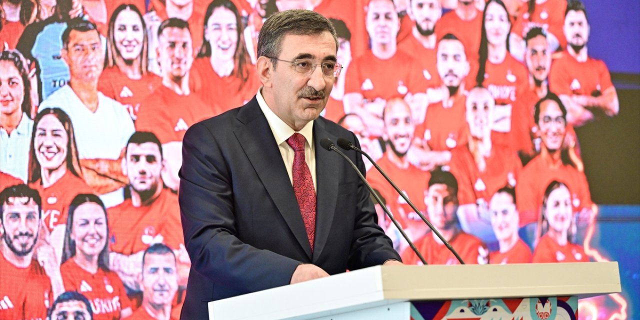 Cumhurbaşkanı Yardımcısı Yılmaz, Paris 2024 Yaz Olimpiyatları'na giden sporcuları uğurlama töreninde konuştu: