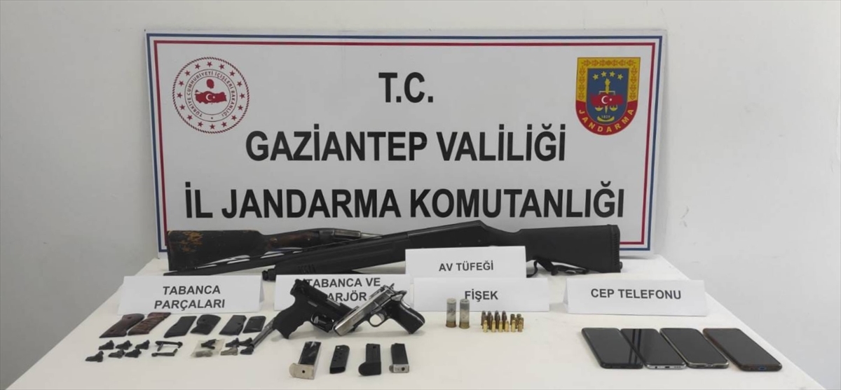 Gaziantep'te silah kaçakçılığı operasyonunda 3 kişi tutuklandı