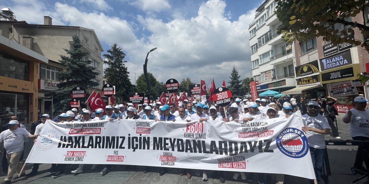 Memur-Sen Konfederasyonuna bağlı sendikalar Bolu'dan Ankara'ya yürüyüş başlattı