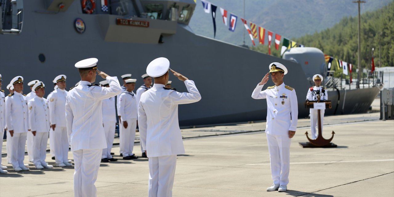 Katar'da konuşlanacak TCG Kuşadası ve TCG Kumkale gemileri için görevlendirilme töreni