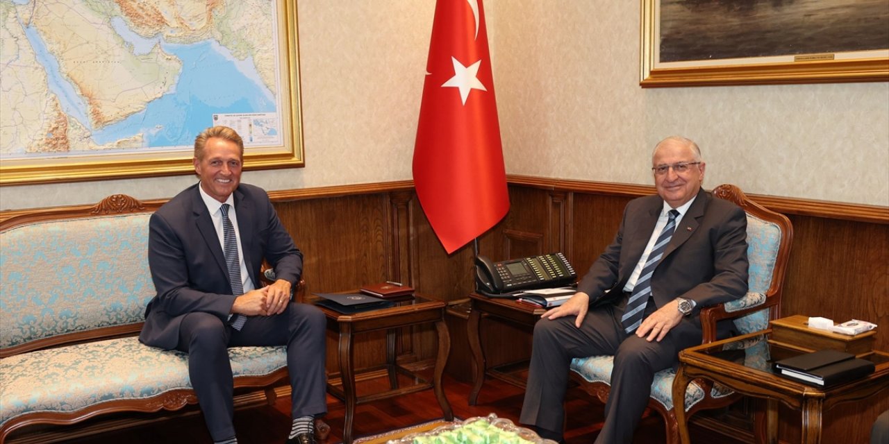 Milli Savunma Bakanı Güler, ABD'nin Ankara Büyükelçisi Flake'i kabul etti