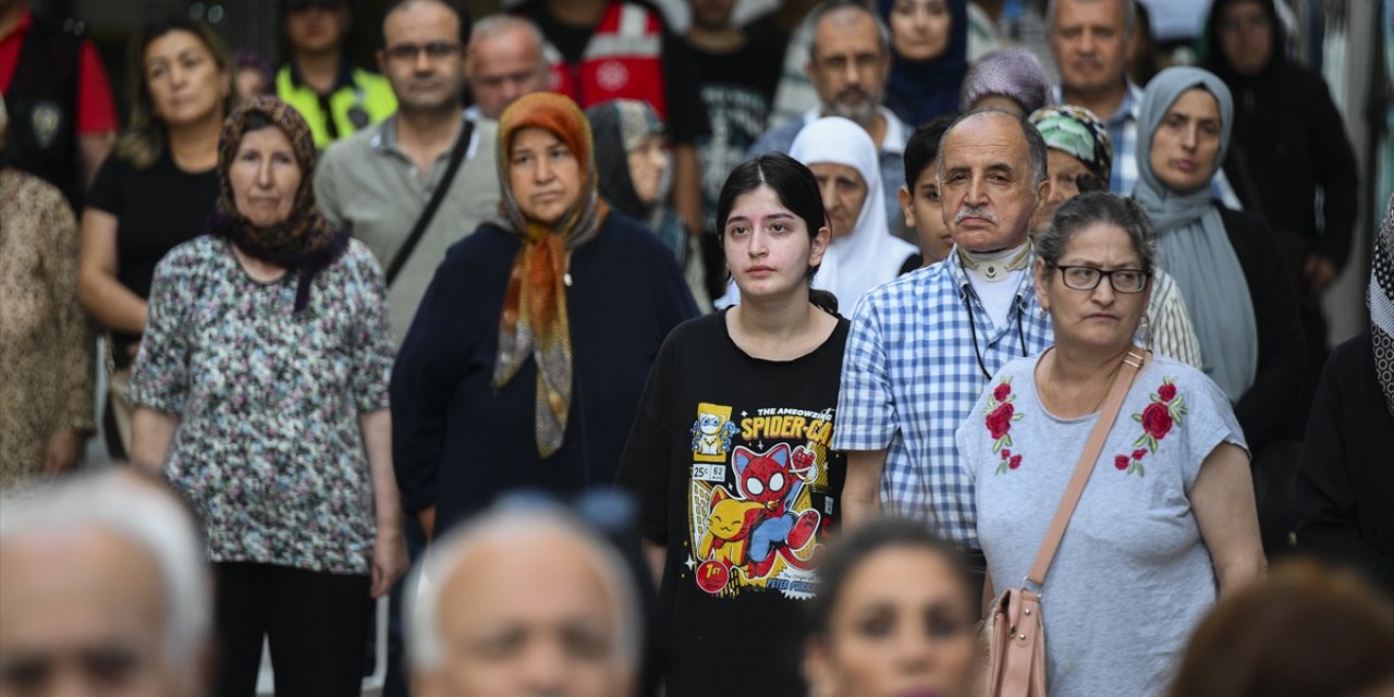 Güngören'de 2008'deki terör saldırısında hayatını kaybedenler anıldı