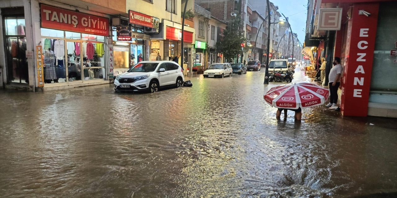 Giresun'da sağanak etkili oldu