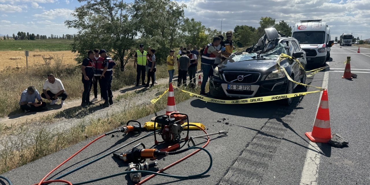 Kayseri'de trafik kazasında 2 kardeş yaşamını yitirdi