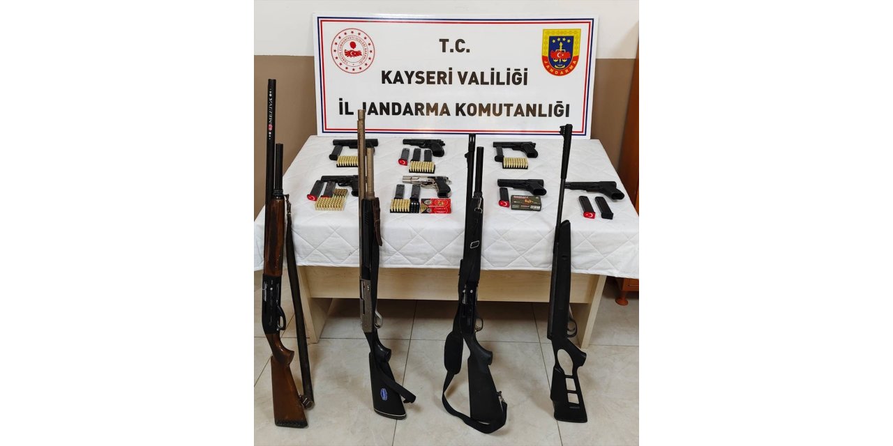 Kayseri'de düğünde havaya ateş açan 8 kişiye para cezası