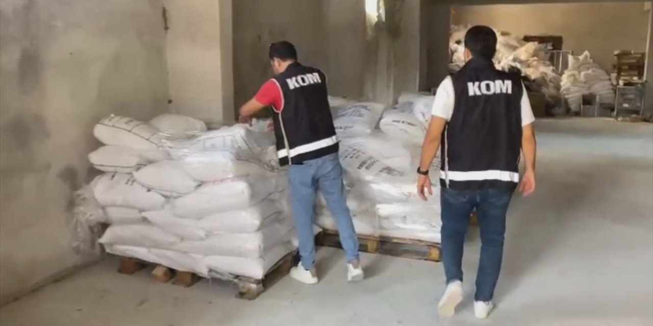 Mersin'de 50 ton sahte deterjan ele geçirildi