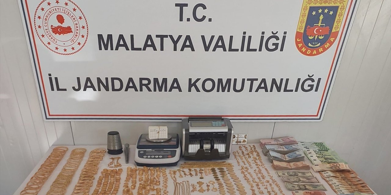 Malatya'da 2 kilo 897 gram kaçak altın ele geçirildi