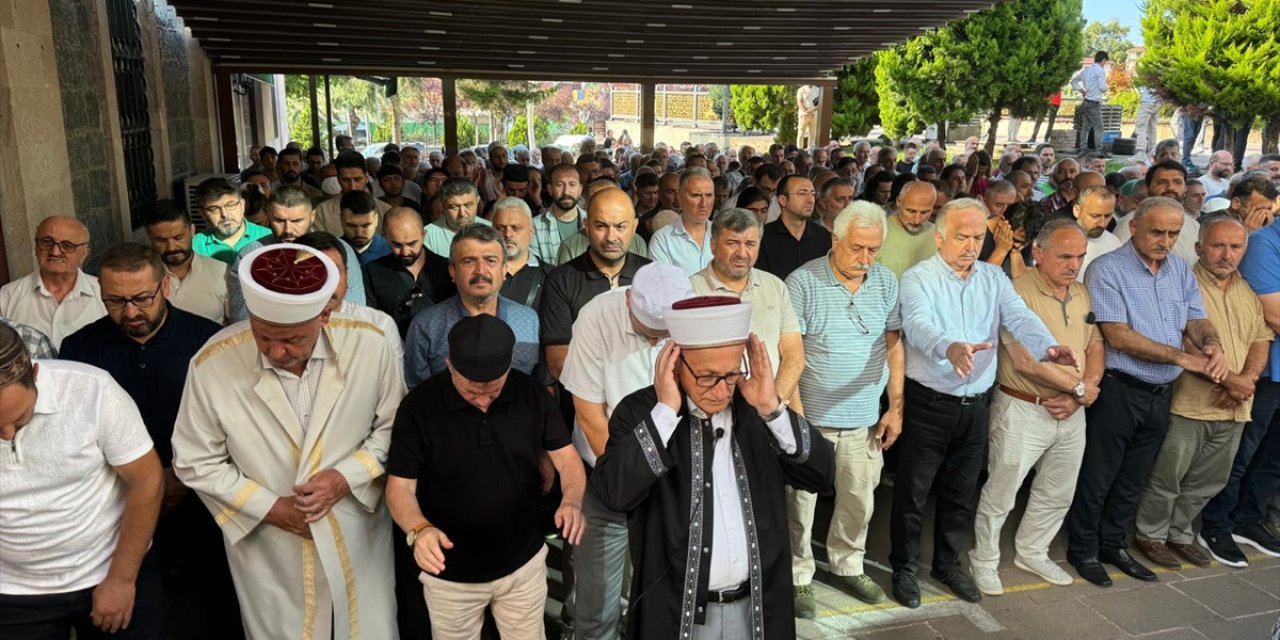 Hamas Siyasi Büro Başkanı Heniyye için Karadeniz'deki 4 ilde gıyabi cenaze namazı kılındı