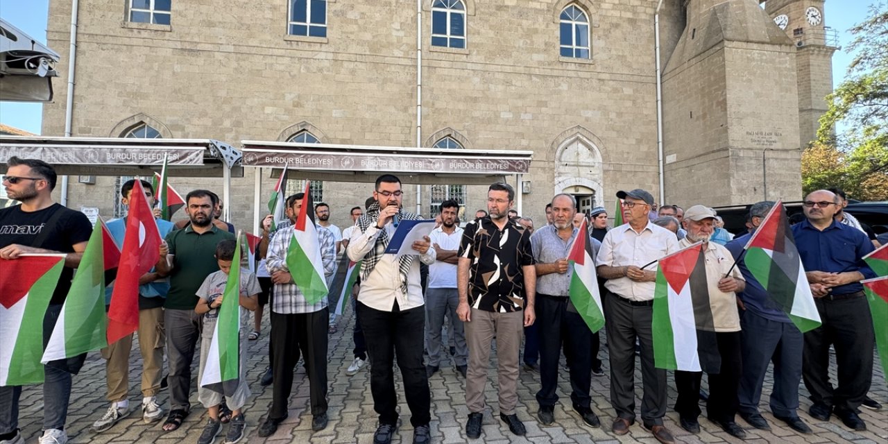 Antalya ve Burdur'da Heniyye'nin Tahran'da suikasta uğramasına tepki gösterildi