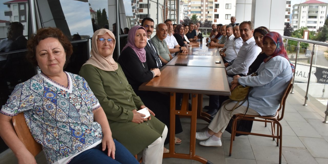 Öğrenci yurtlarında ücretsiz konaklayan emeklilerin rotası Trabzon oldu