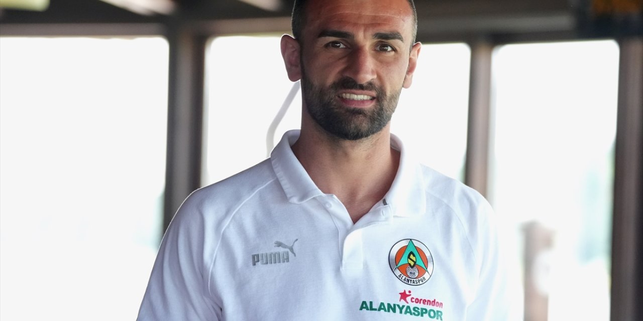 Serdar Dursun, yeni takımı Alanyaspor'da lige golleriyle damga vurma peşinde