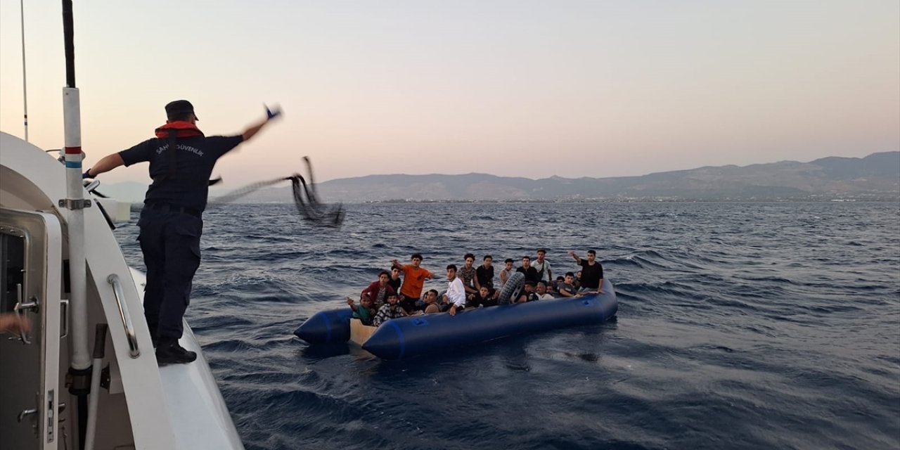 Bodrum açıklarında 35 düzensiz göçmen kurtarıldı