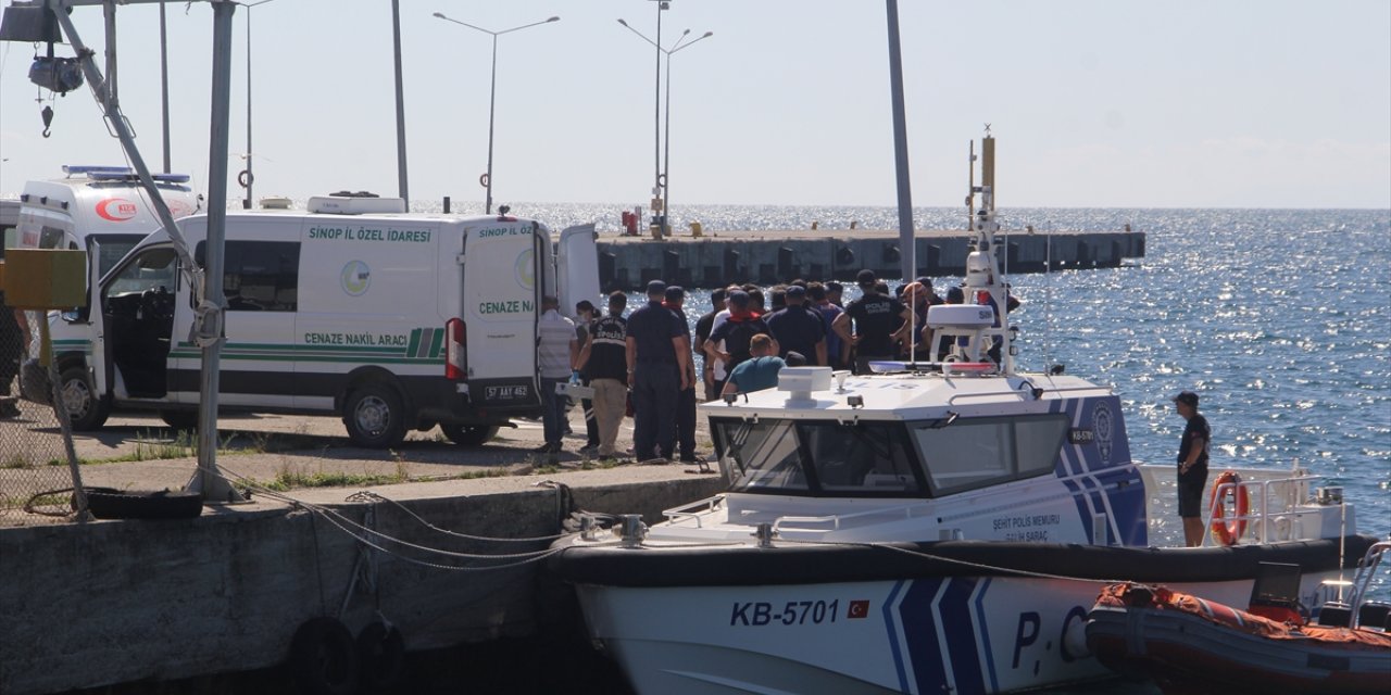 GÜNCELLEME - Sinop'ta yangına müdahale ederken uçurumdan düşen genç itfaiye eri öldü