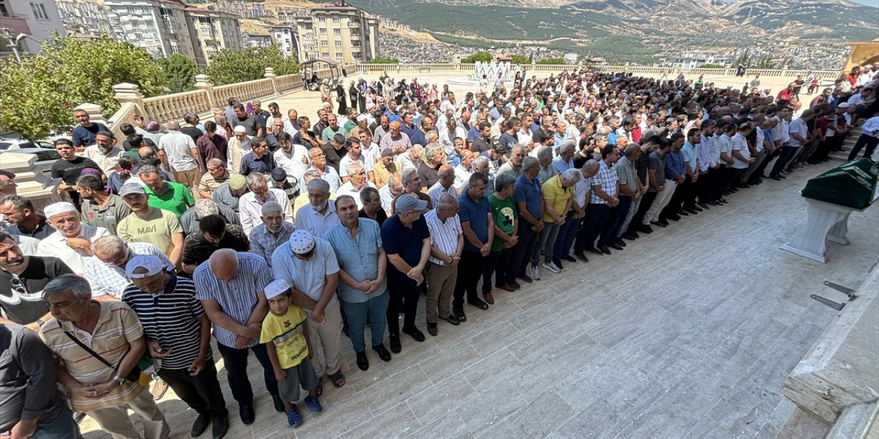 İsmail Heniyye için Gaziantep ve çevre illerde gıyabi cenaze namazı kılındı