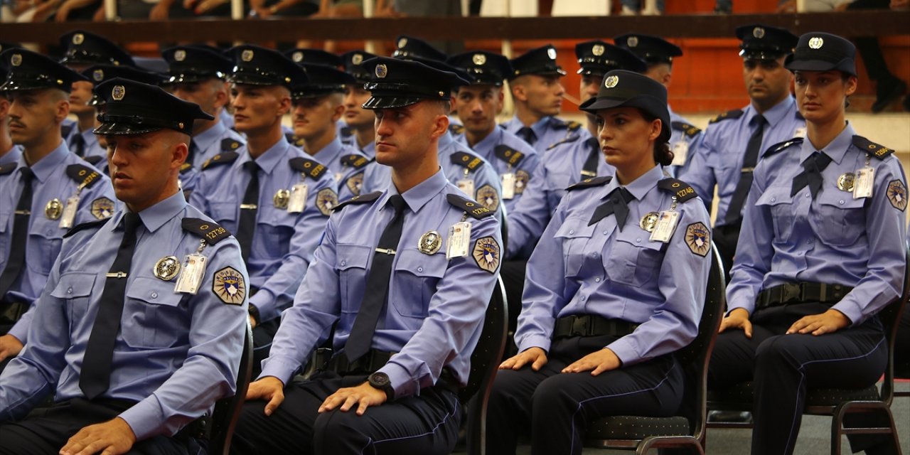 Kosova'da eğitimini tamamlayan 448 polis adayı mezun oldu