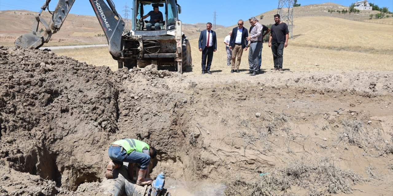 Sivas'ta içme suyu hattına matkapla zarar verildi