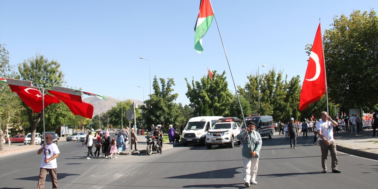 Heniyye suikastı Kayseri ve Niğde'de protesto edildi