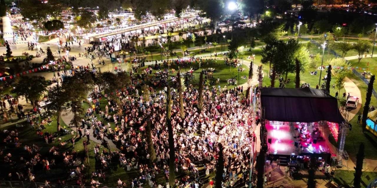 Gaziantep'teki 8. Hemşehri Dernekleri Festivali 200 bin kişiyi ağırladı