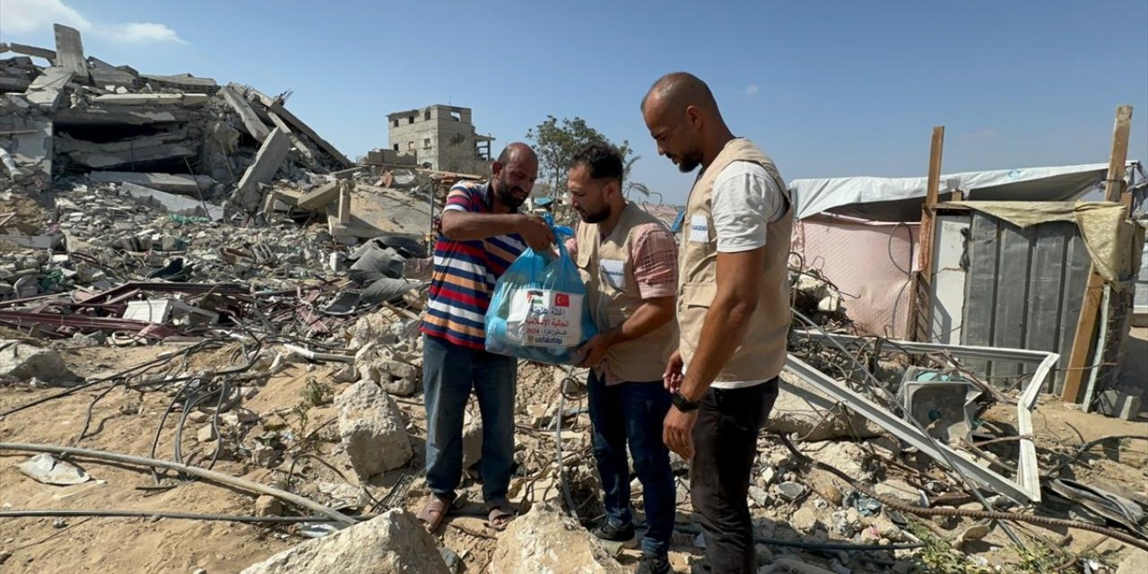 Sadakataşı Derneği Gazze'ye yardım ulaştırmayı sürdürüyor