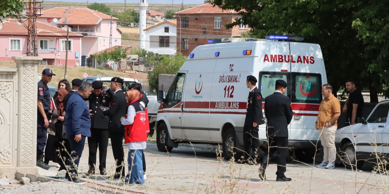 Şehit Piyade Astsubay Çavuş Habip Murat Alp'in Kırşehir'deki ailesine acı haber verildi