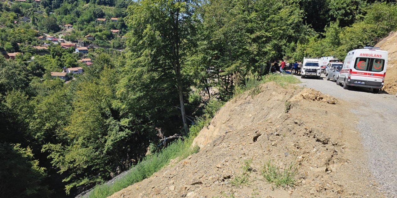 Zonguldak'ta ruhsatsız maden ocağındaki göçükte mahsur kalan kişi öldü