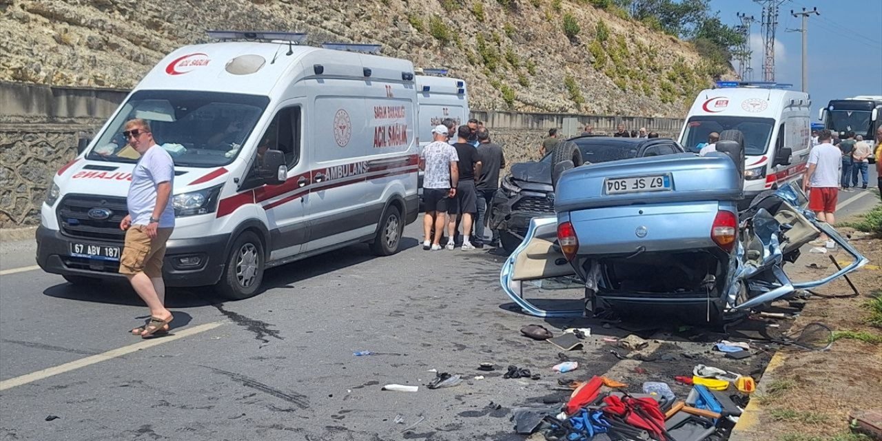 Zonguldak'ta cip ile otomobilin çarpıştığı kazada 1 kişi öldü, 5 kişi yaralandı