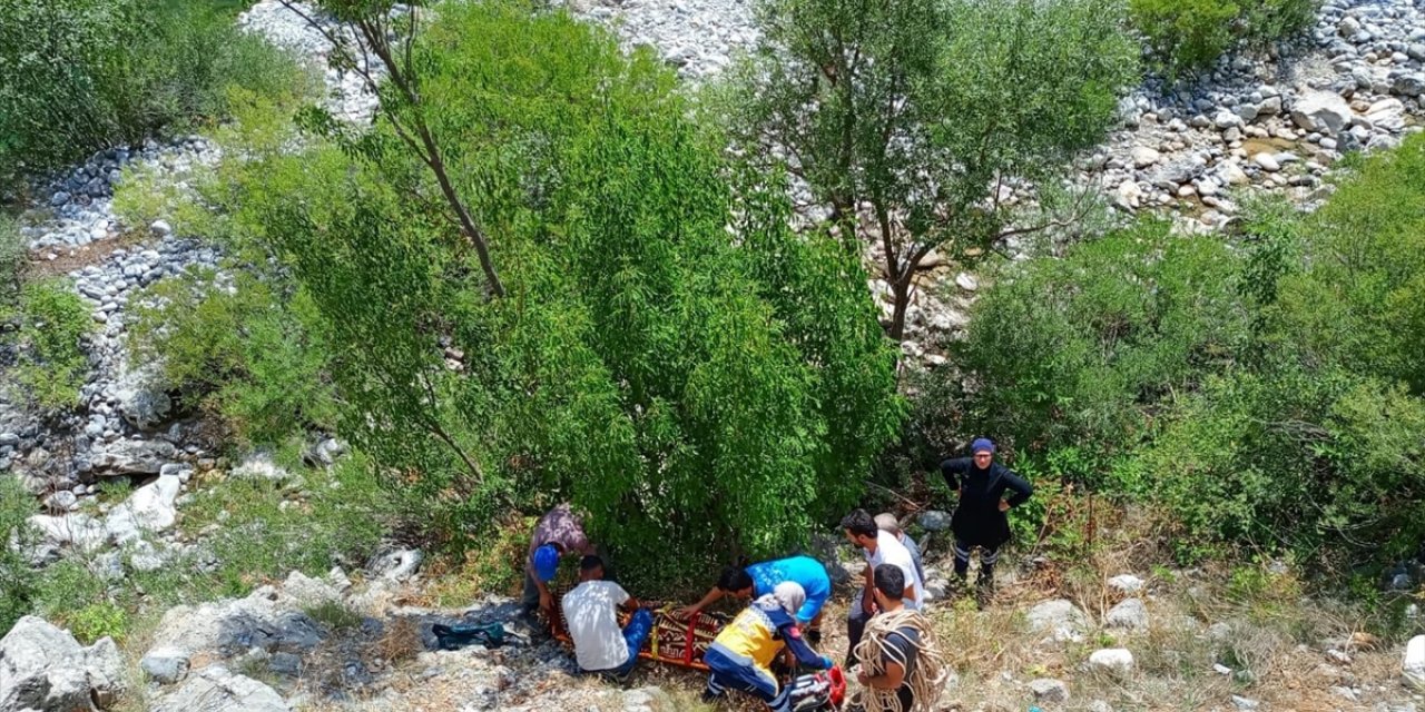 Konya'da çaya giren kişi boğuldu