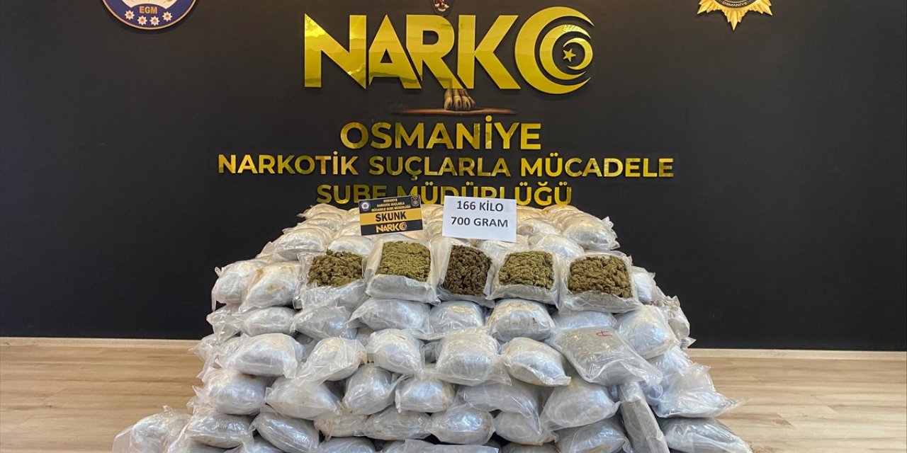 Osmaniye'de tırda 166 kilo 700 gram sentetik uyuşturucu ele geçirildi