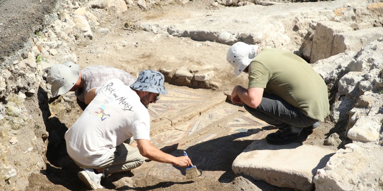 Kazı çalışmalarının yapıldığı Aziz Konstantin ve Helana Manastırı turizme kazandırılacak