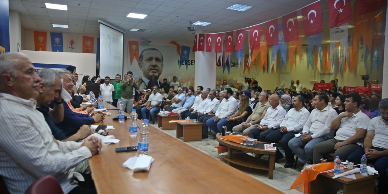 Adana, Mersin ve Hatay'da AK Parti'nin 23. kuruluş yıl dönümü kutlandı