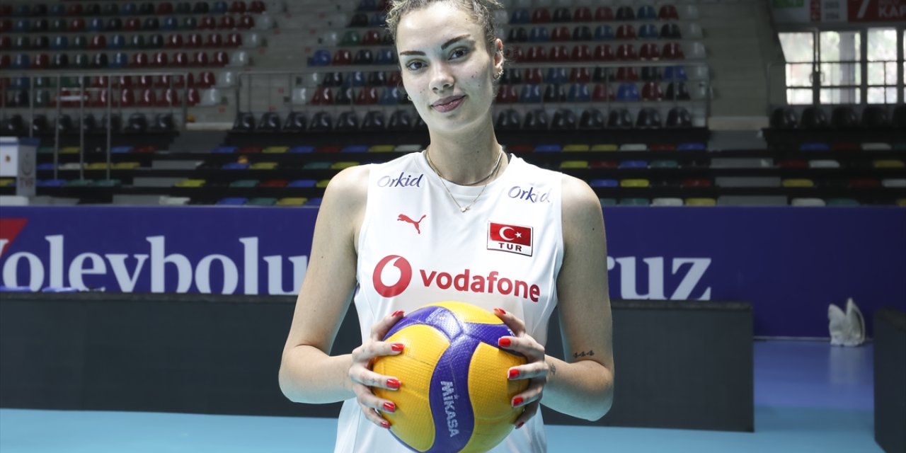 20 Yaş Altı Kadın Voleybol Milli Takımı, Avrupa şampiyonluğuna odaklandı