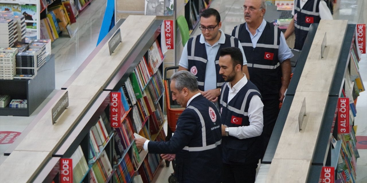 Ticaret Bakanlığı ekipleri Bursa'da kırtasiye ve zincir marketleri denetledi