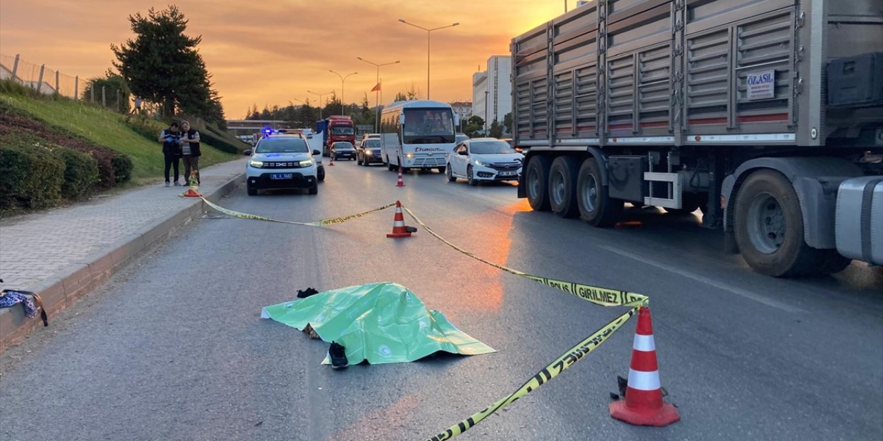 Eskişehir'de otomobilin çarptığı yaya öldü