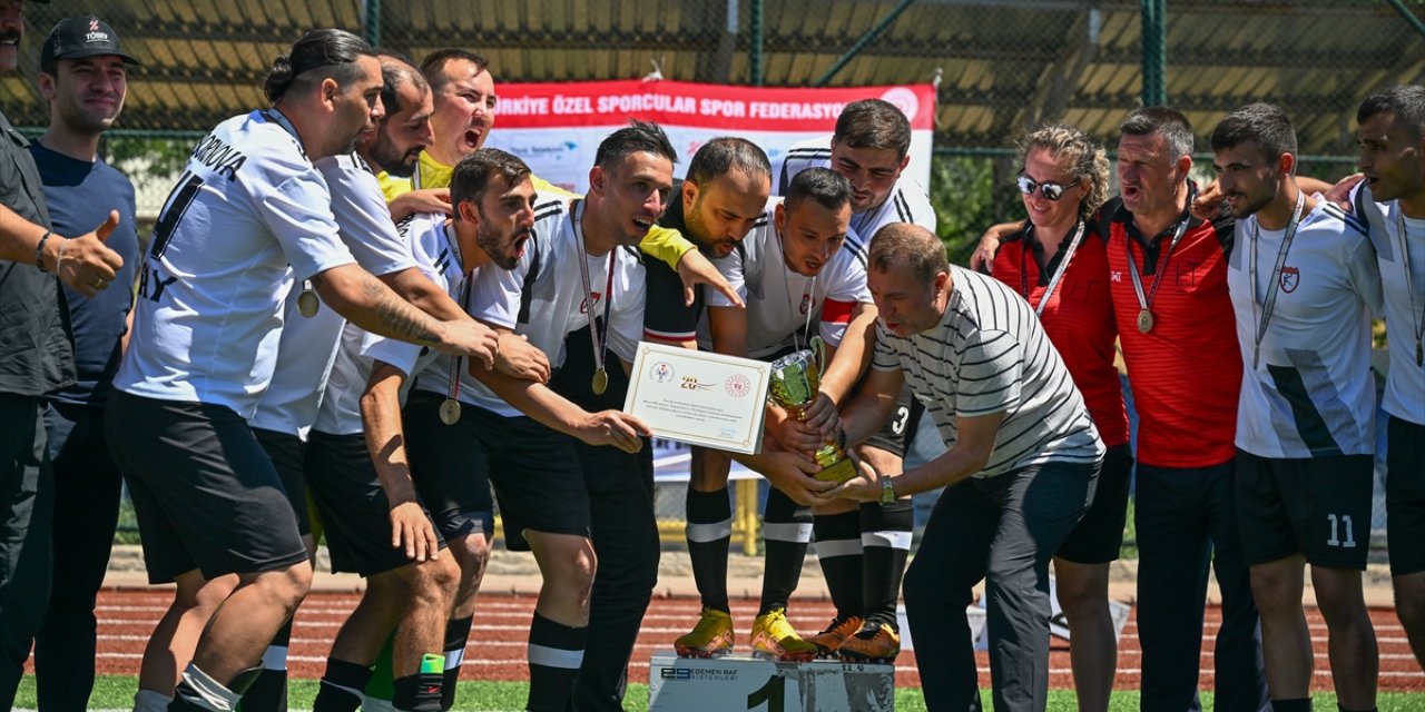 Türkiye Özel Sporcular Futbol Şampiyonası'nı sona erdi