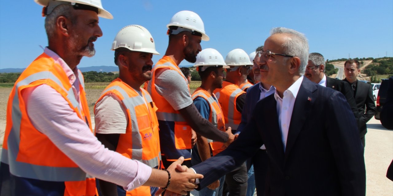 Ulaştırma ve Altyapı Bakanı Uraloğlu, Kırklareli'nde yapımı süren projeleri inceledi