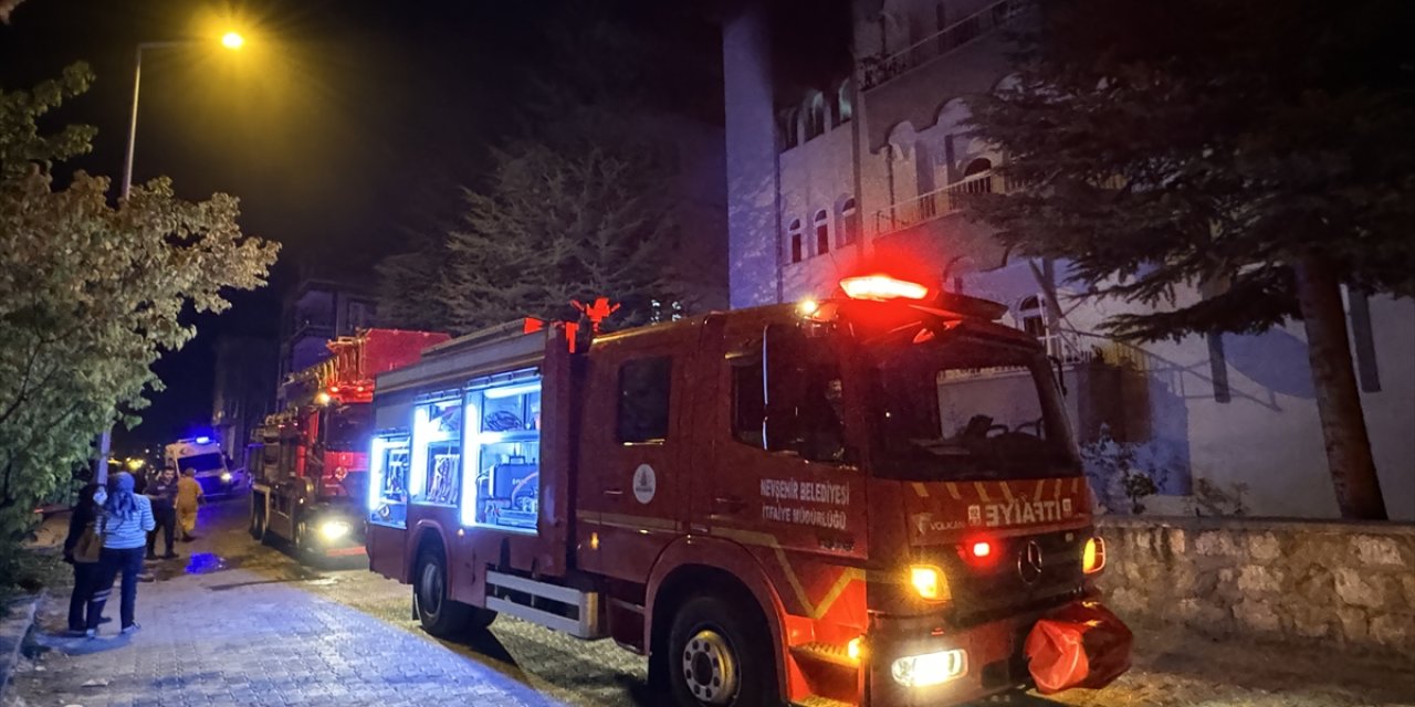 Nevşehir'de apartman dairesinde çıkan yangın söndürüldü