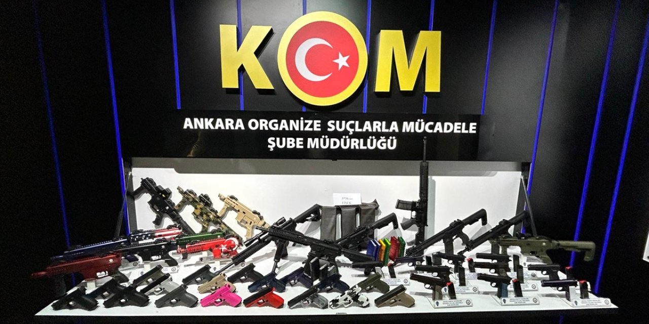 Ankara'da silah kaçakçılığı operasyonunda 16 otomatik silah ele geçirildi