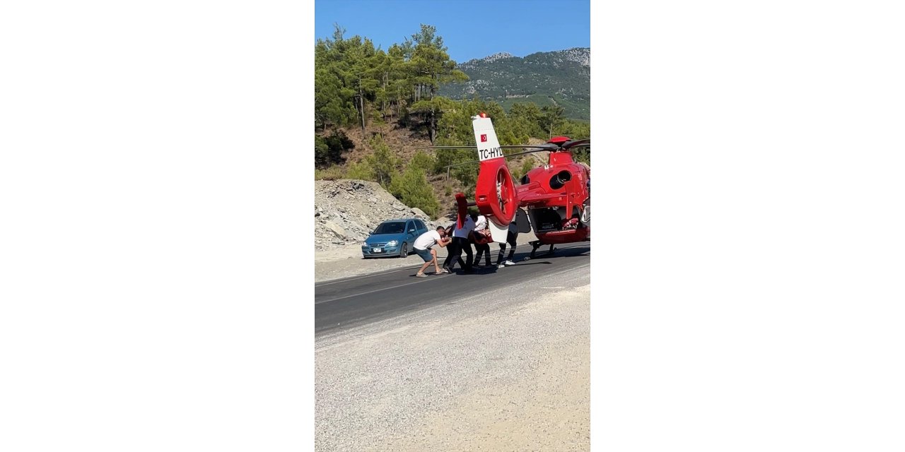 Antalya'da ambulans helikopter kanyonda düşerek yaralanan tatilci için havalandı