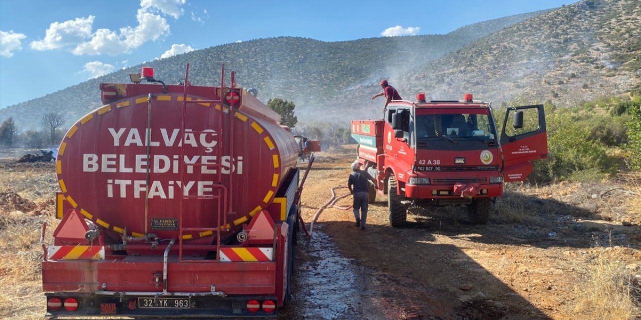 GÜNCELLEME - Isparta'da çıkan orman yangını kontrol altına alındı