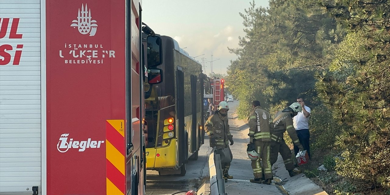 Beykoz’da İETT otobüsünde çıkan yangın söndürüldü