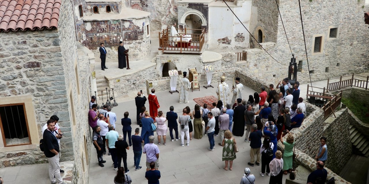 Sümela Manastırı'nda ayin yapıldı