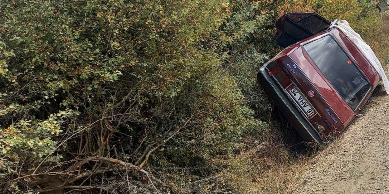 Karabük'te direksiyon başında fenalaşarak kaza yapan sürücü öldü